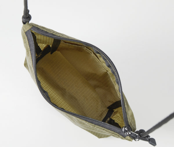 Light nylon ripstop sacoche (UA-142001)